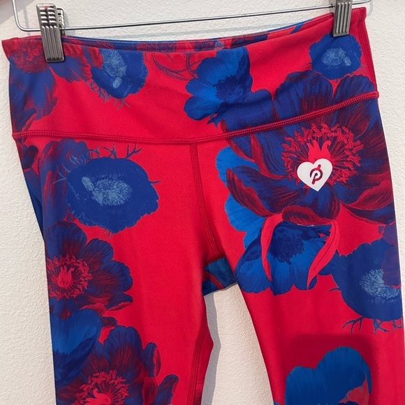 WITH brand Peloton Emma Lovewell leggings medium red blue - Picture 2 of 7